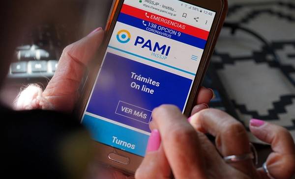 PAMI lanzó su nueva plataforma digital: los trámites que podés hacer