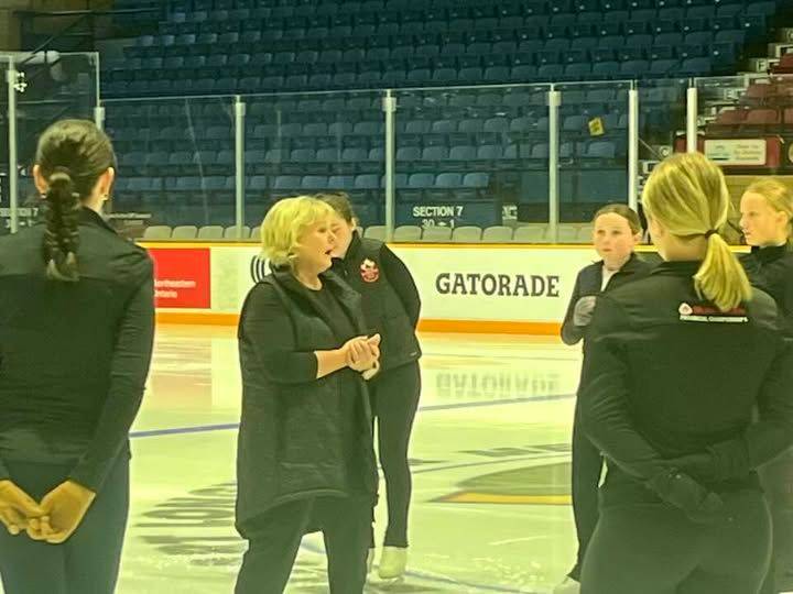 North Bay figure skaters got some elite up close and personal training