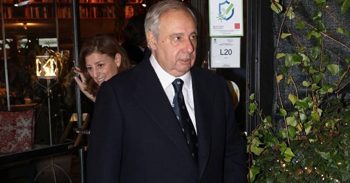 Fernando Martínez de Irujo revela que padece cáncer y afronta la radioterapia