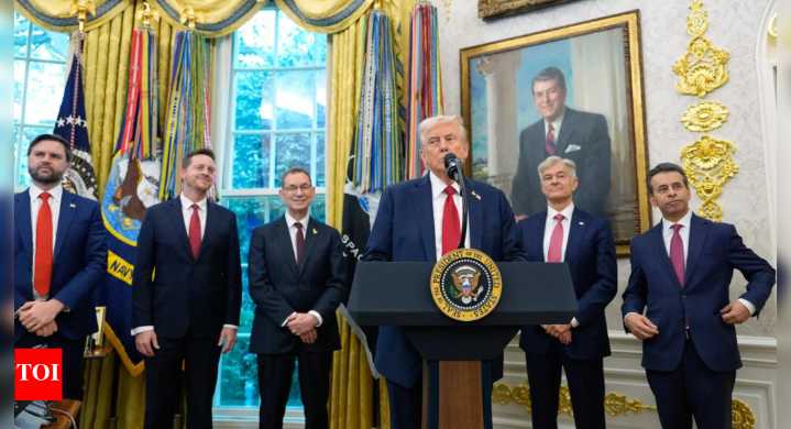Donald Trump announces Pfizer price cuts for Medicaid; $70 billion US investment promised; stock jumps 5%