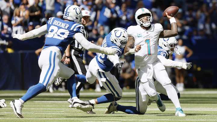 Dolphins’ McDaniel and Tagovailoa hope blowout opening loss doesn’t define season