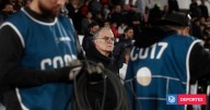 Marcelo Bielsa se emocionó por cariño de chilenos y vaticinó "optimista" futuro para La Roja