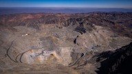 Codelco y Anglo American ratifican acuerdo para explotar minas Andina y Los Bronces