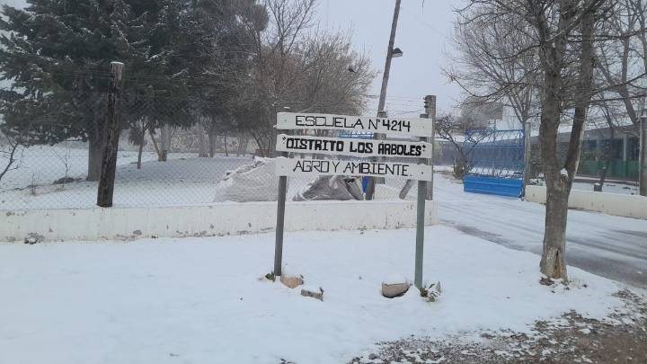 La DGE suspendió las clases en zonas de 3 departamentos para el turno mañana