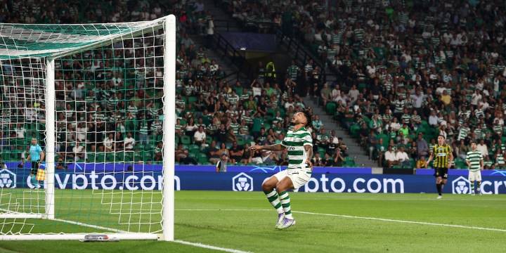 Luis Javier Suárez debutó con Sporting de Lisboa en Champions League: los palos le impidieron celebrarlo con un gol
