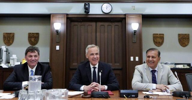 In the news today: Ottawa working on public registry of AI use