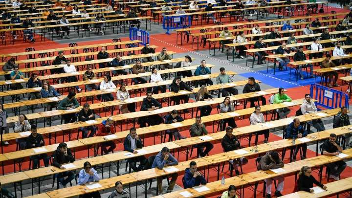 El gran relevo: más de 70.000 funcionarios se jubilarán en Galicia en los próximos diez años