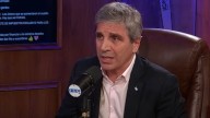 El ministro de Economía, Luis Caputo cuestionó el sistema electoral argentino