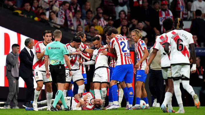 Martín Presa estalla por el arbitraje al Rayo Vallecano contra el Atlético de Madrid: "Las amarillas a Koke y Llorente deben ser rojas"