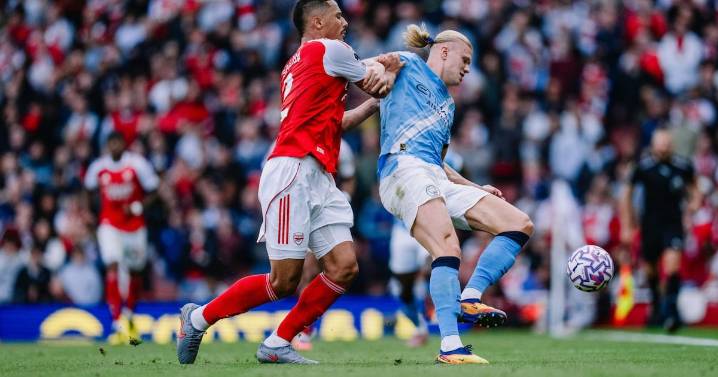 Un empate que se festeja en Liverpool: el Arsenal rescata un punto ante el Manchester City en la agonía