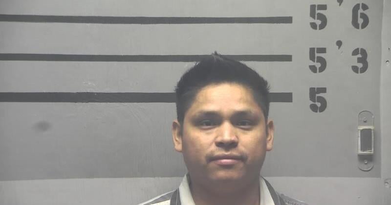 Madisonville man arrested after leaving infant home alone, police say