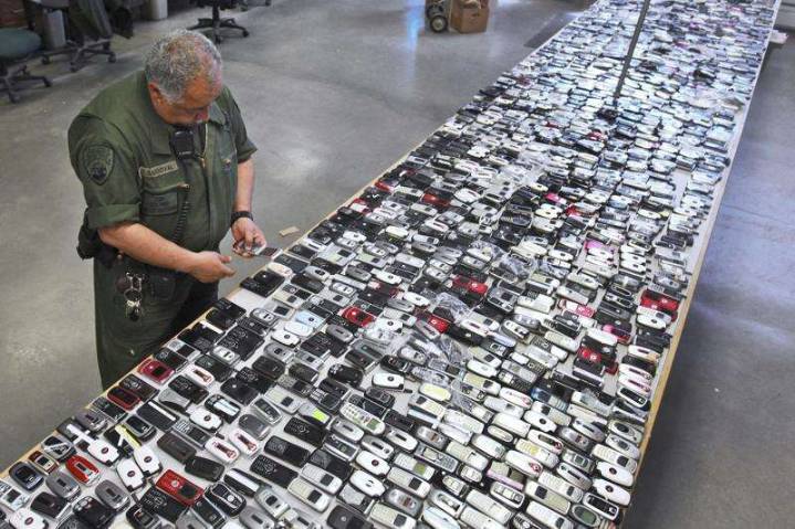 FCC taking steps that would allow U.S. prisons to jam prisoners’ cellphone signals