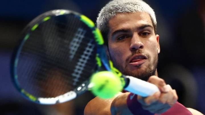 Carlos Alcaraz fulmina a Fritz y se apunta en Tokio su octavo título del año