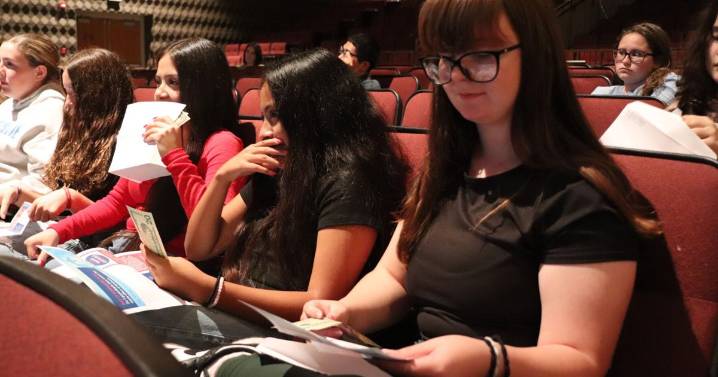 Elba students pay 9/11 forward with kindness