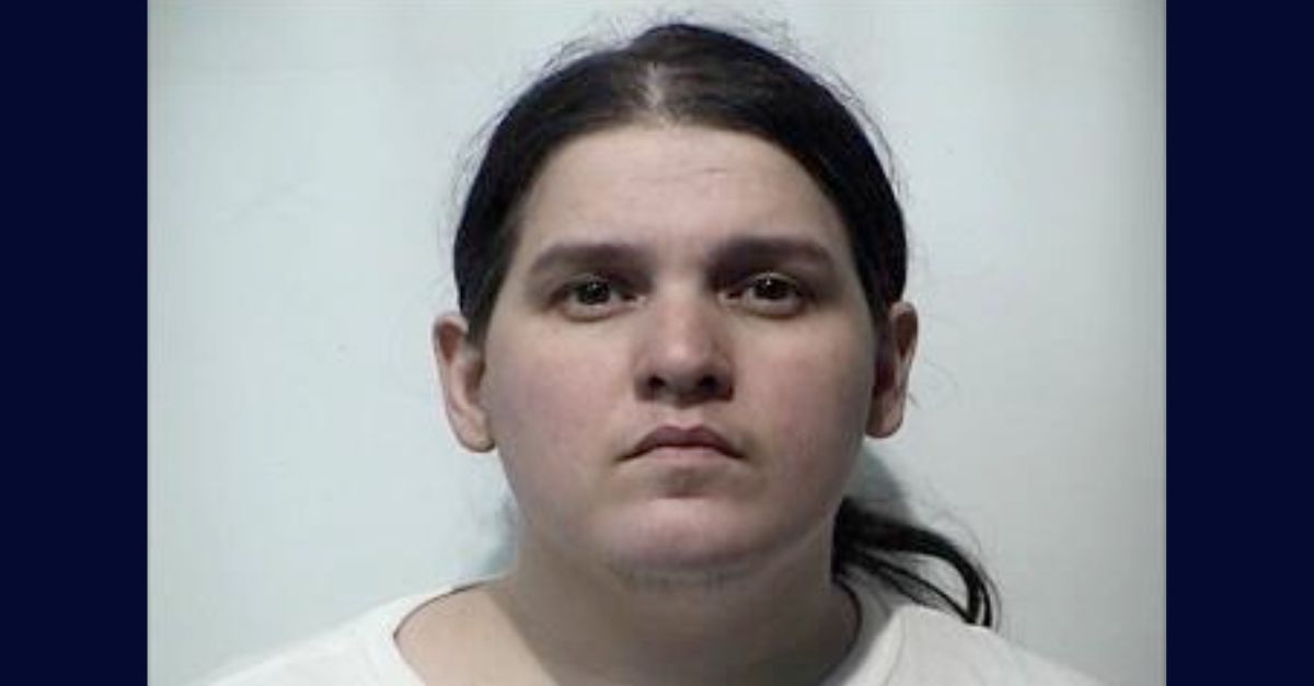 Mom arrested over feces-covered apartment with kids inside, police say