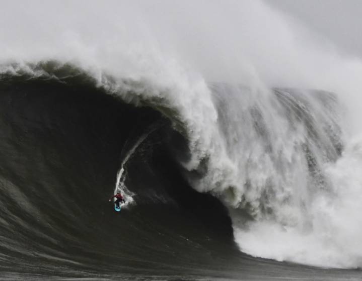 Santa Cruz surfer’s epic ride at Mavericks was largest of the season, but fell short of record