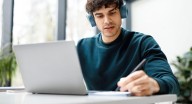 Especializaciones con la Universidad del Real Madrid disponibles en Coursera para formación deportiva