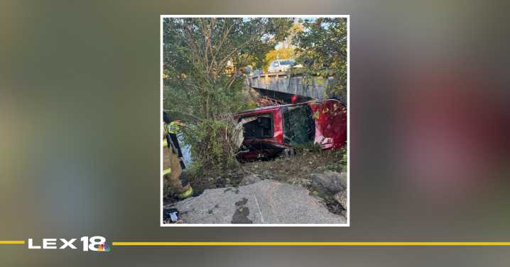 1 taken to hospital after vehicle crashes into creek in Jessamine County