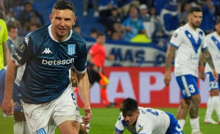 Racing venció a Vélez por 1-0 en la ida de los cuartos de final de la Libertadores