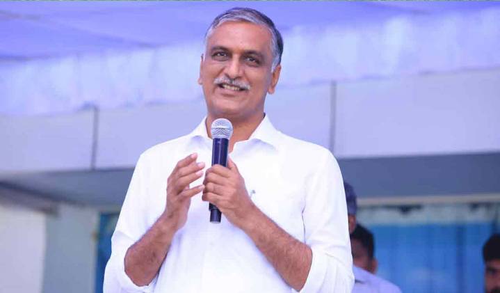 Harish hits out Centre, State Govt on pending commission to ration dealers