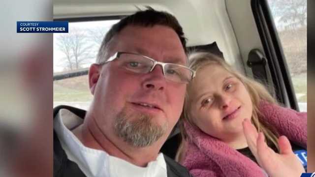 Iowa Western football fans rally around coach whose daughter died