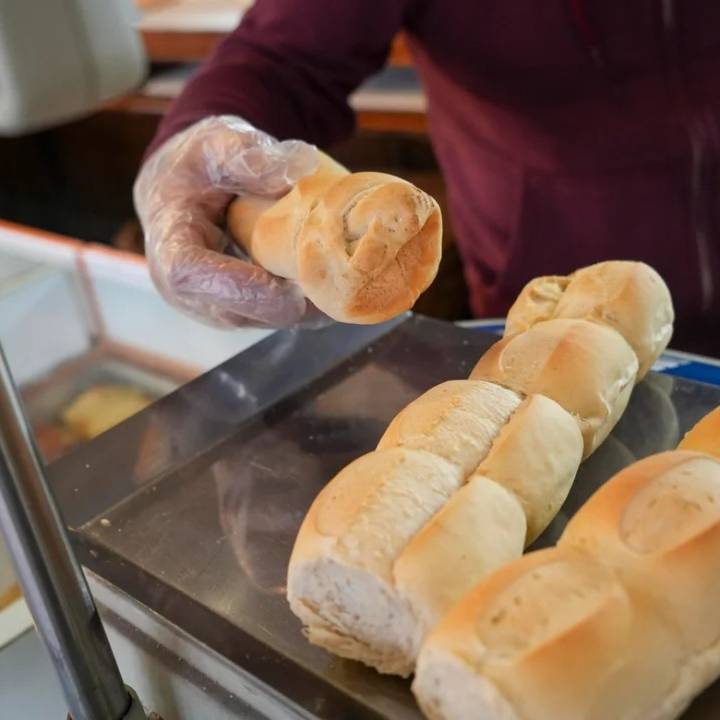 En 18 meses cerraron 14.000 panaderías y la venta de facturas cayó 85%, según alertaron desde el sector