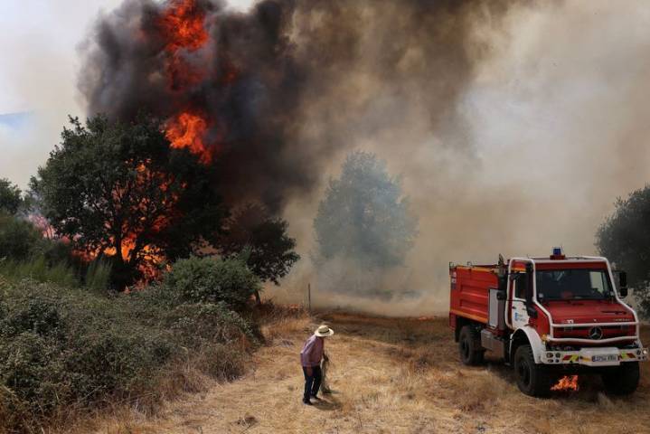 Wildfires are fuelling air pollution, UN weather body says