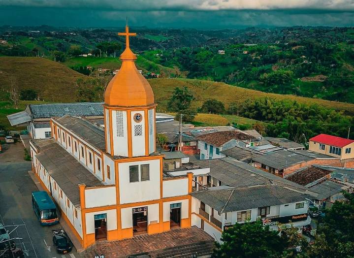 Pereira impulsa corredor turístico entre Filandia y Arabia para fortalecer el turismo en el Eje Cafetero