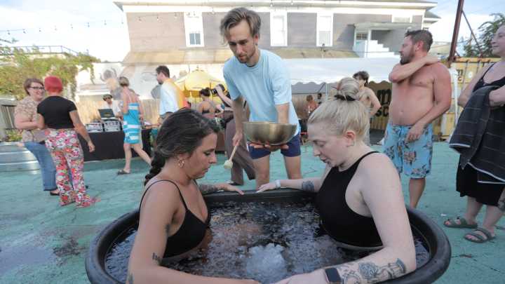 Brave souls take the cold plunge in Savannah at the Ice Tub Club