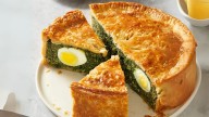 Torta pascualina de espinaca: la receta saludable para sumar a la dieta sin resignar sabor