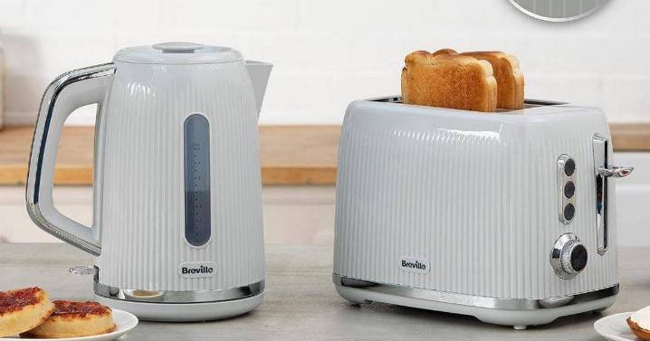 Designer Breville toaster and kettle reduced to just £22 each in Amazon sale