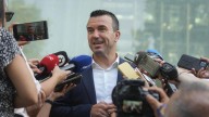 Vicent Mompó a Vox: “El valenciano es la lengua que corre peligro”