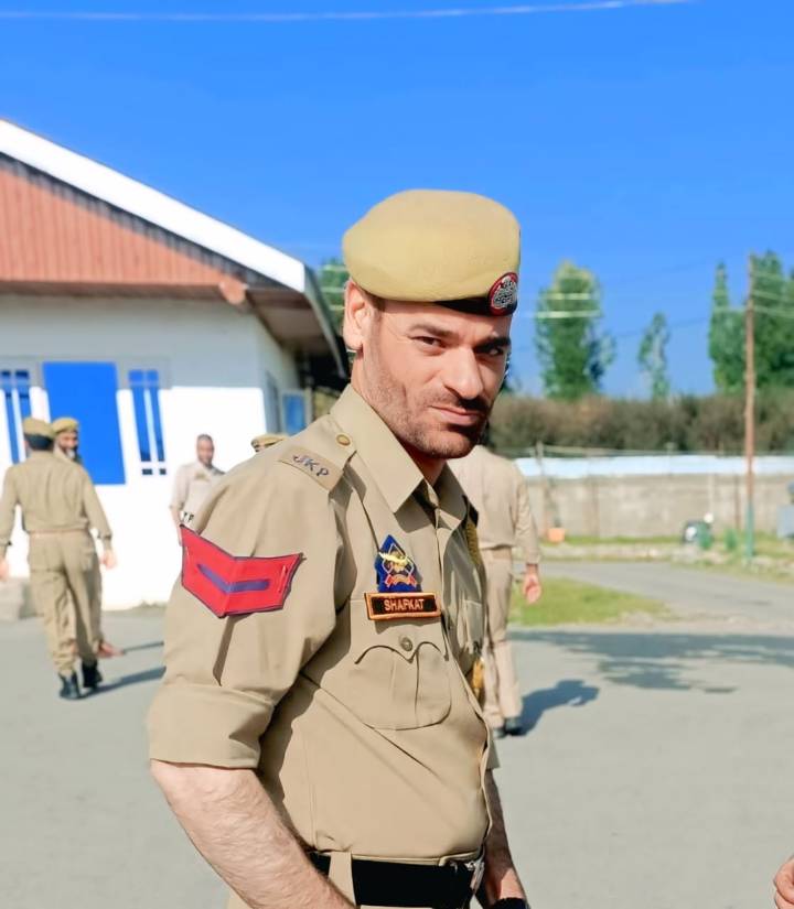 Cop Shafkat Rashid Wani Dies of Heart Attack in Bandipora
