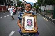 Levantan toque de queda en Nepal tras protestas que dejaron 51 muertos