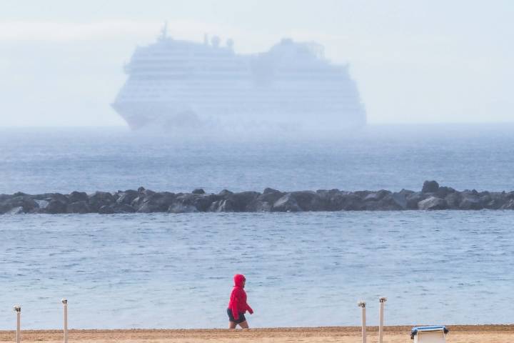 No guardes el paraguas: la Aemet actualiza la previsión del tiempo en Canarias para este viernes