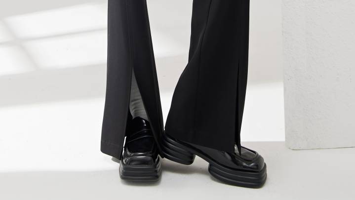 These Chic Shoes Will Replace Loafers As Fall 2025's Go