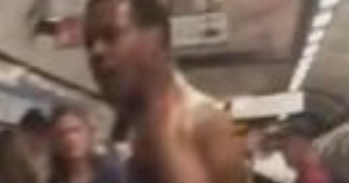 Victoria line tube at Euston station: Hunt for man