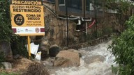 Evacúan a Más de 100 Personas en Puerto Vallarta por Creciente de Canal