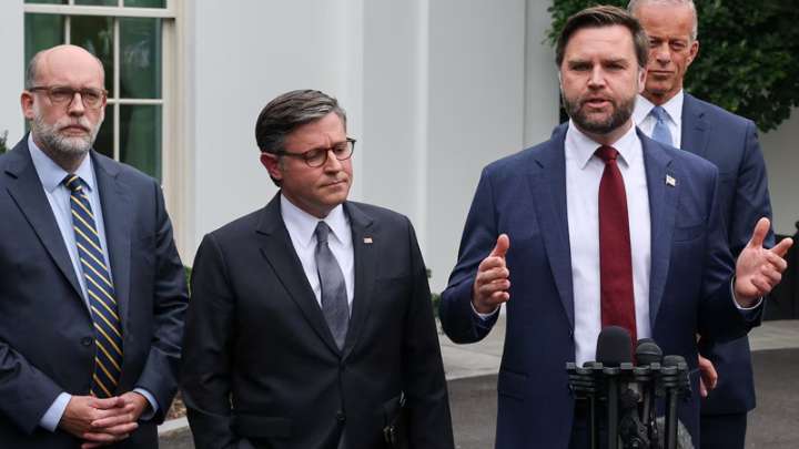 Newsom Blasts JD Vance as “Dips–t” Amid Government Shutdown Fight and Drag Photo Jab