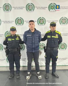 Fiscalía judicializa a músico por presuntos abusos sexuales a una menor de 13 años en Bogotá