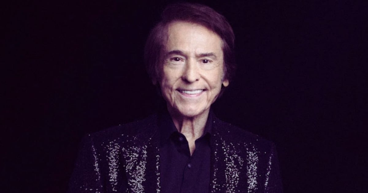 Cancelan concierto de Raphael por problemas de salud; ¿cómo se encuentra?