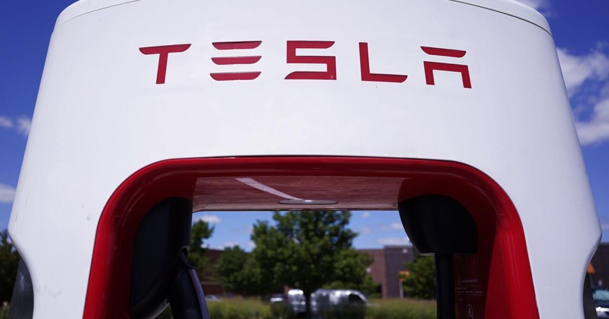 Tesla grabbed another $4M after Ottawa reopened EV rebates