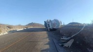 Vuelca pipa de gas LP en la México-Puebla; ambos sentidos están cerrados