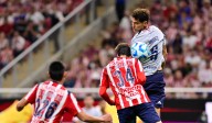 Gabriel Milito respira: Chivas recuperará hombres clave para enfrentar el Clásico Nacional