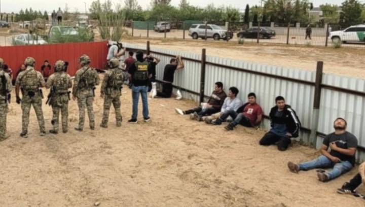 Accidente de tránsito en El Paso, destapa red de tráfico de personas: 35 arrestados