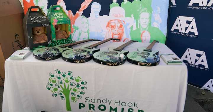 Possible California school shooting prevented with Sandy Hook tip line: Police