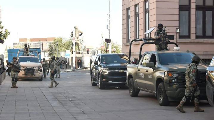 Revisan autoridades estrategias de seguridad en Palacio de Gobierno