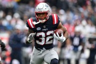 Deadspin | Pete Carroll, Geno Smith win their Raiders debut at Patriots