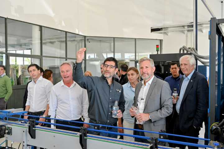 Frigerio anunció también que la Provincia se hará del acceso a Puerto Yeruá