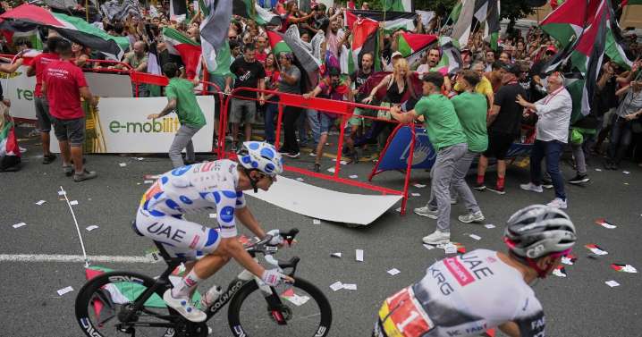 Anti-Israel protests turn Spanish Vuelta cycling race into a diplomatic battleground